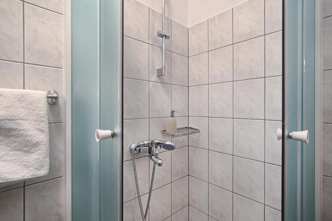 Apartments Irena Χβαρ Εξωτερικό φωτογραφία