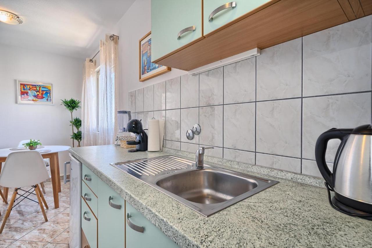 Apartments Irena Χβαρ Εξωτερικό φωτογραφία