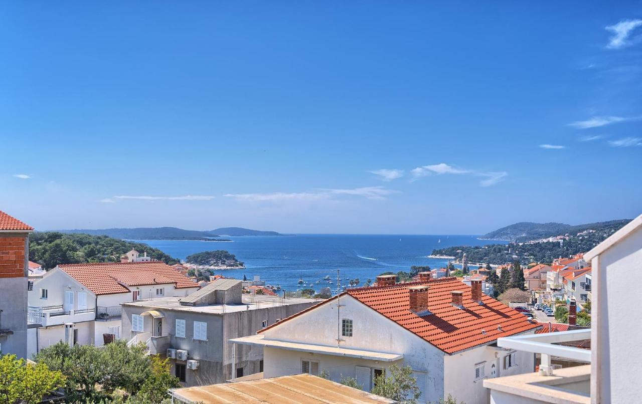 Apartments Irena Χβαρ Εξωτερικό φωτογραφία