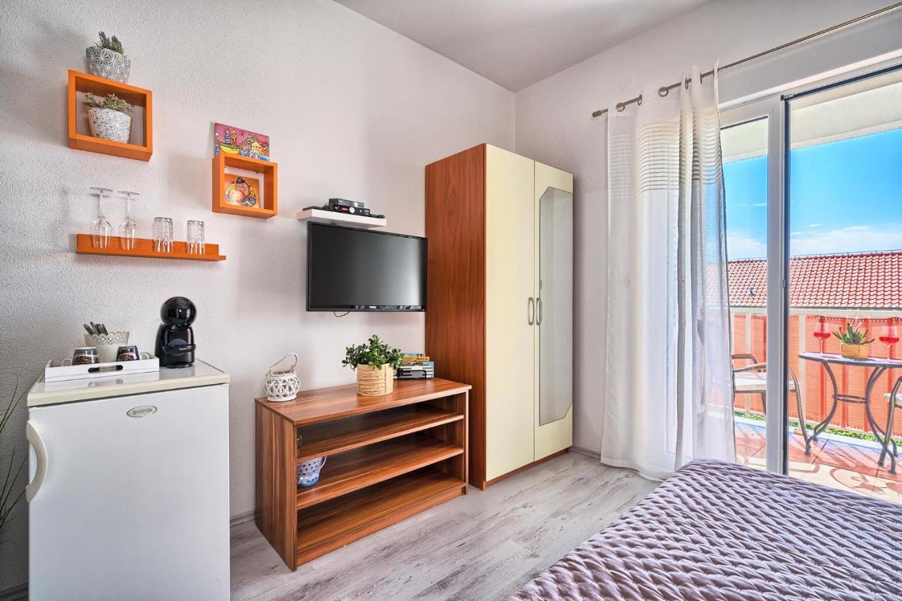 Apartments Irena Χβαρ Εξωτερικό φωτογραφία