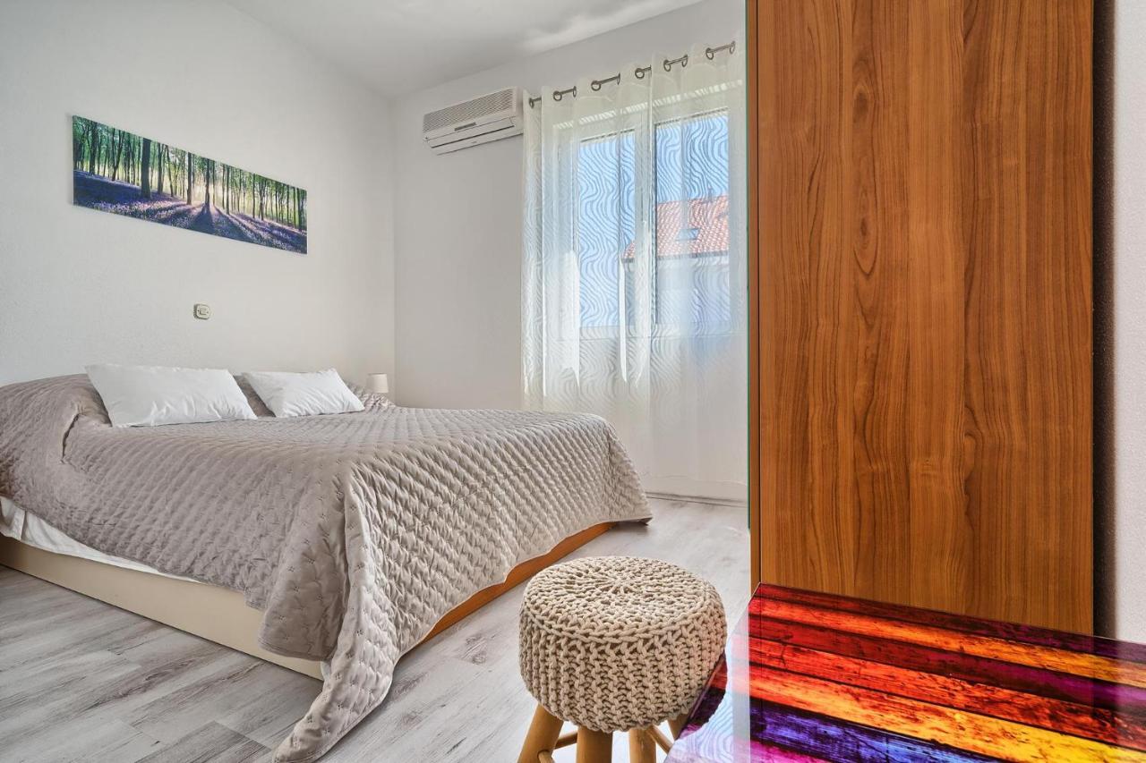 Apartments Irena Χβαρ Εξωτερικό φωτογραφία