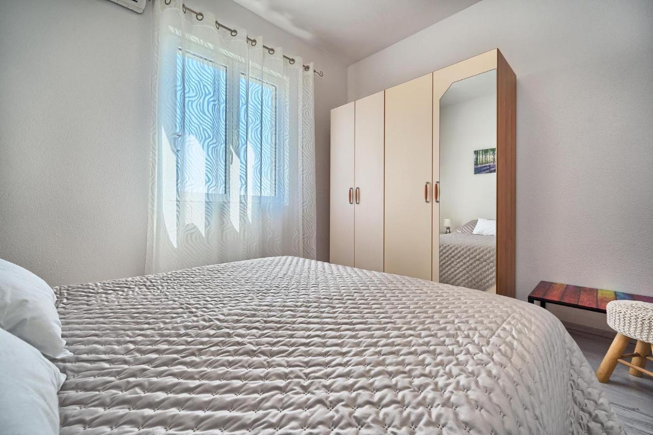 Apartments Irena Χβαρ Εξωτερικό φωτογραφία
