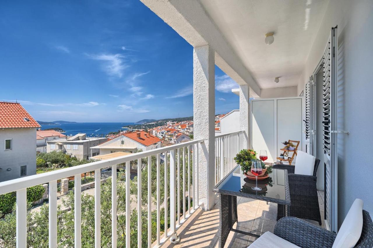 Apartments Irena Χβαρ Εξωτερικό φωτογραφία